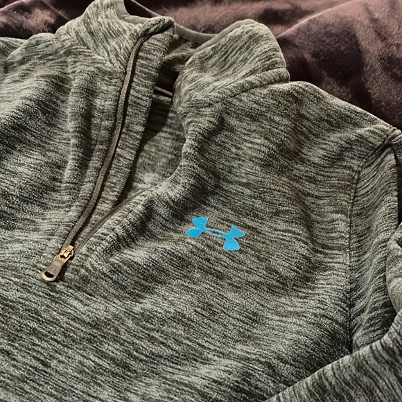 Under Armoir Teal quarter zip for boys - Picture 2 of 3